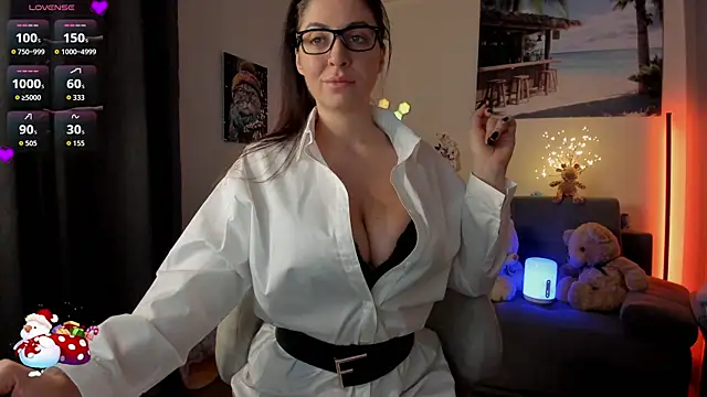 victorias world online show from 5, 12, 2025