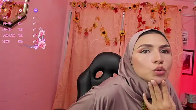 Snapshot of DarshaKhemu chatting on 17, 9, 2025 DarshaKhemu online show from 17, 9, 2025