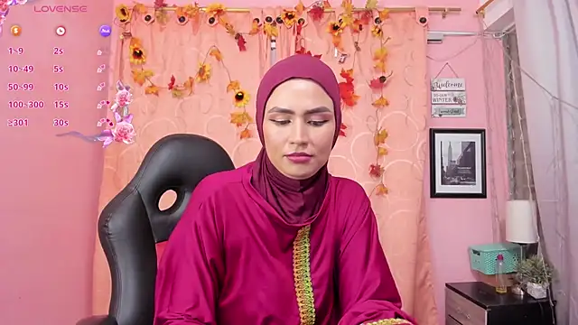 DarshaKhemu online show from 4, 12, 2025