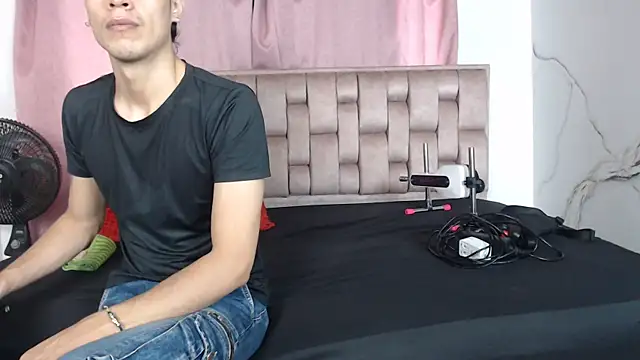 Sexytaty2022 online show from 15, 3, 2026