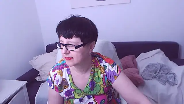 ChristaRose online show from 6, 4, 2026