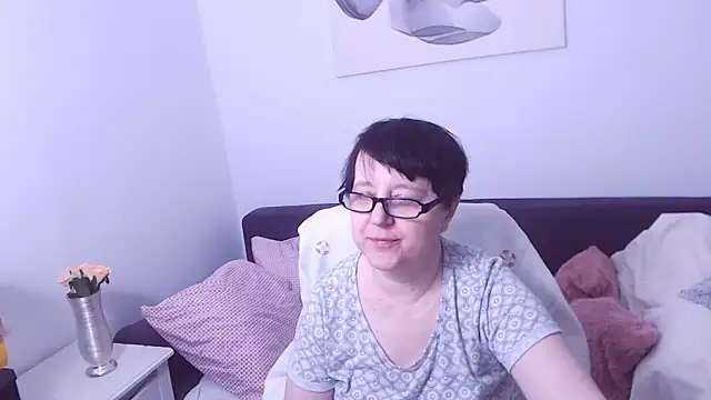 ChristaRose online show from 10, 4, 2026