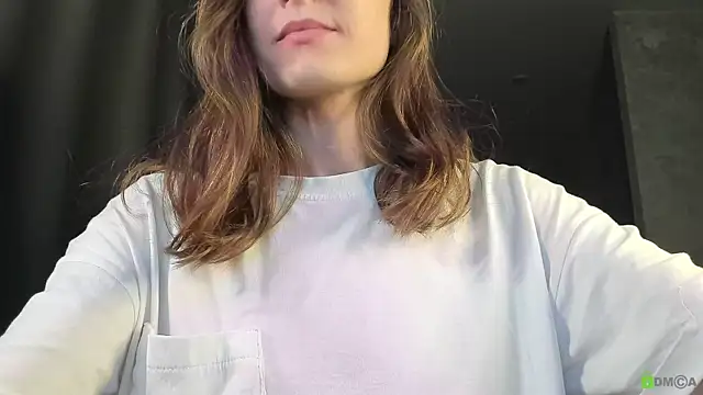 Courtney Luv online show from 14, 11, 2025