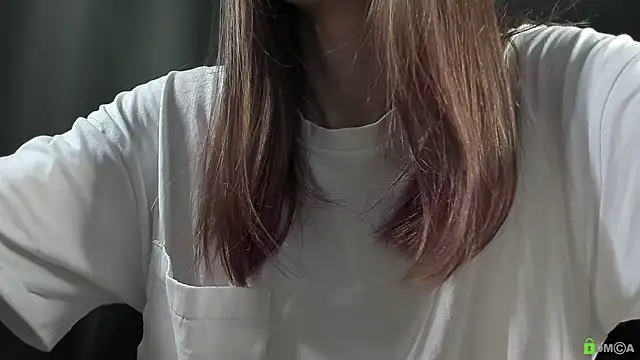 Snapshot of Courtney_Luv chatting on 11, 1, 2026 Courtney Luv online show from 11, 1, 2026