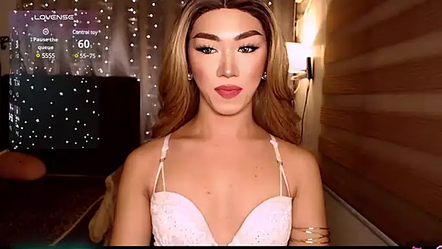 Snapshot of Local_Hoelyx chatting on 21, 12, 2024 Local Hoelyx online show from 21, 12, 2024