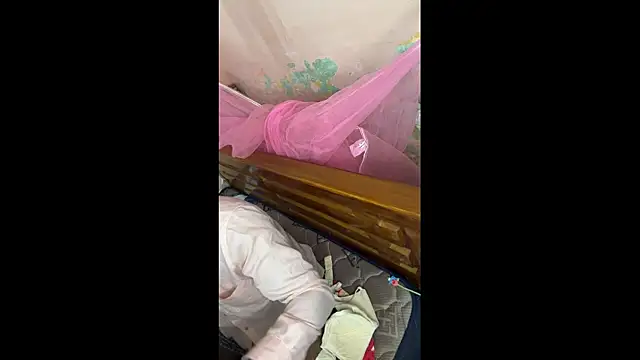 Snapshot of falooda288 chatting on 24, 10, 2025 falooda288 online show from 24, 10, 2025