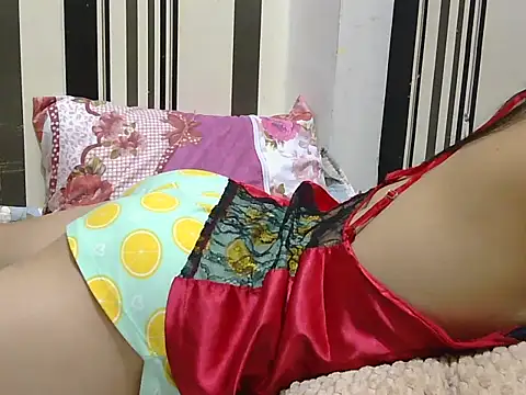 angel pussie online show from 14, 12, 2025