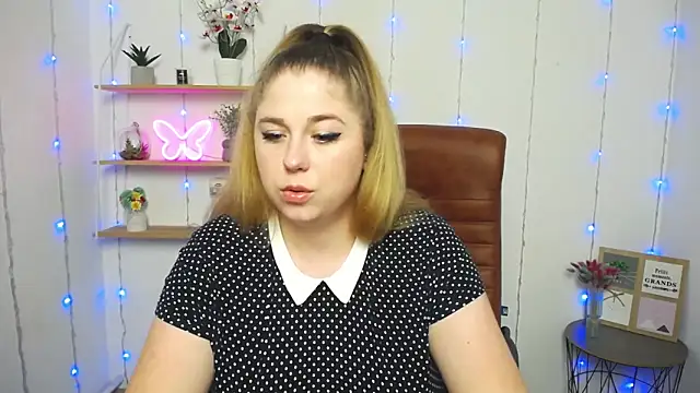 JessikaDaniel online show from 28, 1, 2025