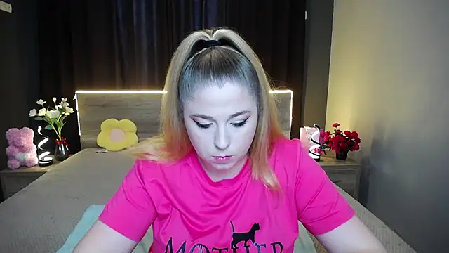 JessikaDaniel online show from 18, 11, 2025