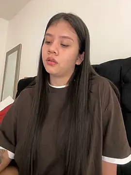 Snapshot of Alhanna_ chatting on 27, 12, 2024 Alhanna online show from 27, 12, 2024