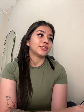 Snapshot of Alhanna_ chatting on 1, 3, 2025 Alhanna online show from 1, 3, 2025