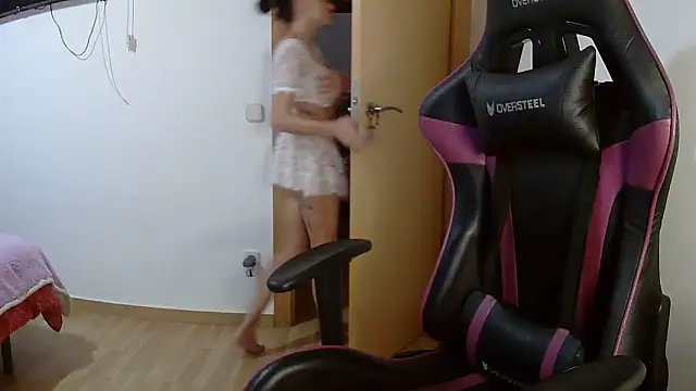 Snapshot of Vampirosa chatting on 11, 10, 2025 Vampirosa online show from 11, 10, 2025