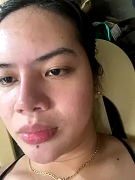 Snapshot of Hebefemme chatting on 16, 12, 2025 Hebefemme online show from 16, 12, 2025