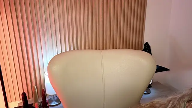 MarianL0ve online show from 18, 10, 2025