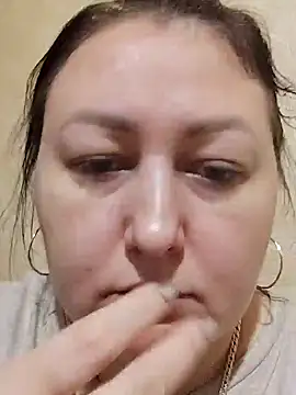 Rini333 online show from 8, 2, 2025