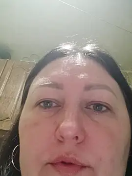 Rini333 online show from 20, 2, 2025