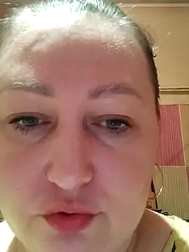 Snapshot of Rini333 chatting on 28, 4, 2026 Rini333 online show from 28, 4, 2026