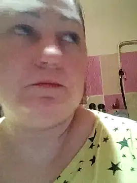 Snapshot of Rini333 chatting on 6, 5, 2026 Rini333 online show from 6, 5, 2026
