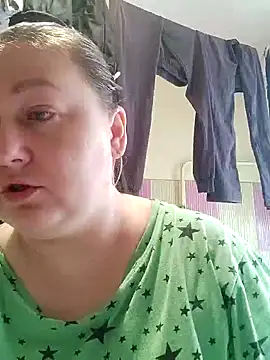 Snapshot of Rini333 chatting on 6, 6, 2026 Rini333 online show from 6, 6, 2026
