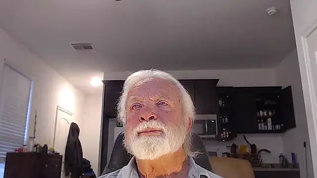 Snapshot of rockpoint69 chatting on 4, 1, 2025 rockpoint69 online show from 4, 1, 2025