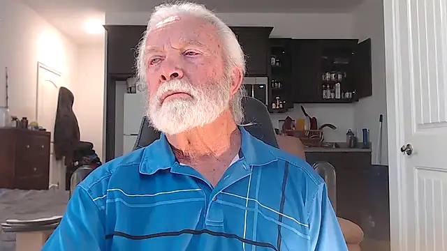 Snapshot of rockpoint69 chatting on 4, 1, 2025 rockpoint69 online show from 4, 1, 2025