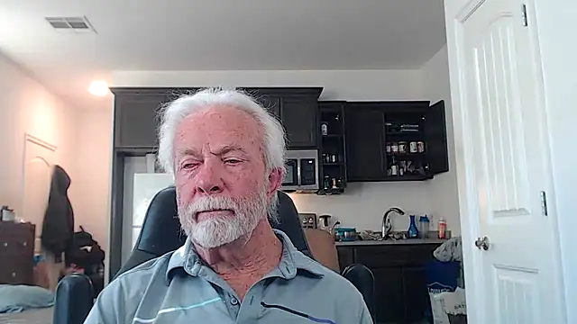 Snapshot of rockpoint69 chatting on 11, 11, 2025 rockpoint69 online show from 11, 11, 2025