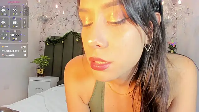Snapshot of PilarJones_ chatting on 20, 12, 2024 PilarJones online show from 20, 12, 2024