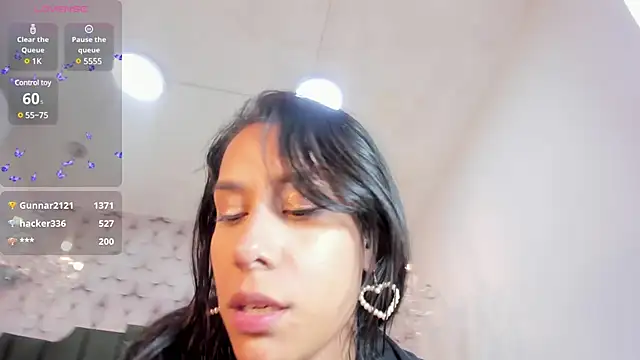 Snapshot of PilarJones_ chatting on 8, 1, 2025 PilarJones online show from 8, 1, 2025