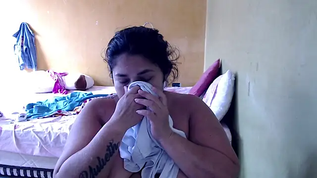 Snapshot of yulieth_bbw chatting on 11, 11, 2025 yulieth bbw online show from 11, 11, 2025