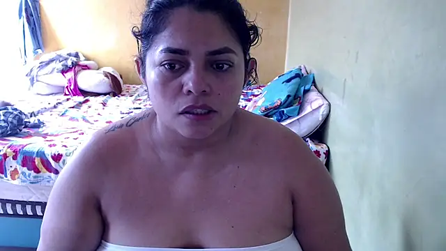 Snapshot of yulieth_bbw chatting on 25, 11, 2025 yulieth bbw online show from 25, 11, 2025