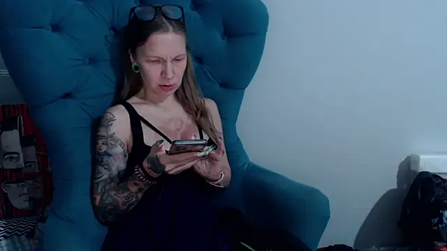 Snapshot of alexandra_zaryanova chatting on 11, 2, 2025 alexandra zaryanova online show from 11, 2, 2025