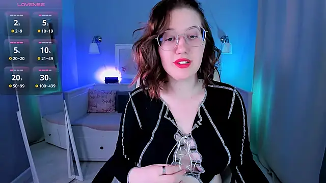 Charmy Gracy online show from 13, 11, 2025