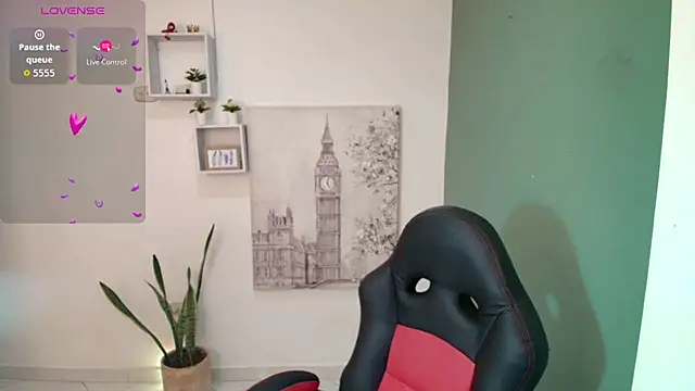 Snapshot of bella_99_ chatting on 17, 12, 2025 bella 99 online show from 17, 12, 2025