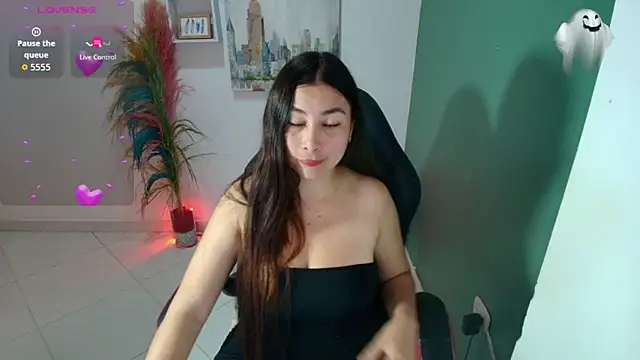 Snapshot of bella_99_ chatting on 6, 1, 2026 bella 99 online show from 6, 1, 2026