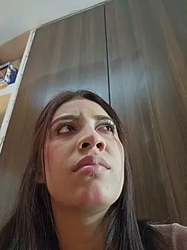 Rebeca xs online show from 6, 3, 2026