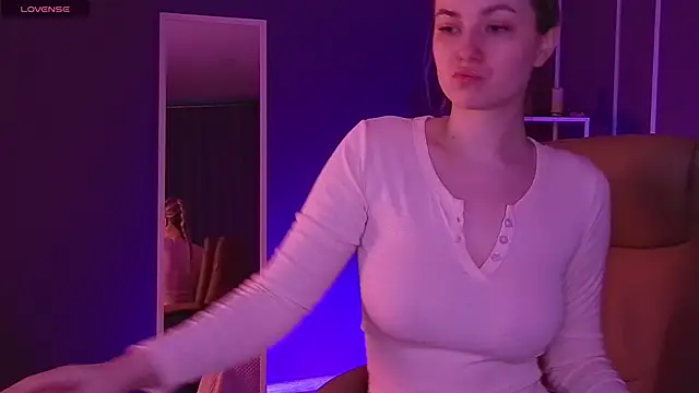 elinanortas online show from 17, 3, 2025