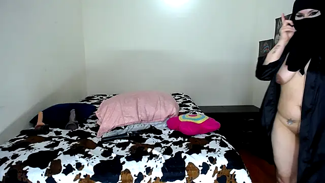 evelyn  salah online show from 18, 3, 2025