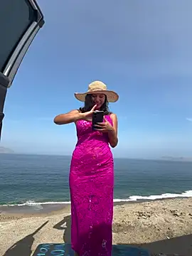 Snapshot of sexi_noemi chatting on 7, 4, 2026 sexi noemi online show from 7, 4, 2026