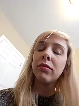 Snapshot of AmethystFoxx chatting on 15, 1, 2026 AmethystFoxx online show from 15, 1, 2026