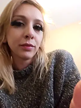 Snapshot of AmethystFoxx chatting on 6, 3, 2026 AmethystFoxx online show from 6, 3, 2026