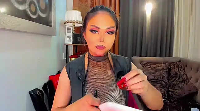 Snapshot of AsianHotieTS chatting on 7, 1, 2025 AsianHotieTS online show from 7, 1, 2025