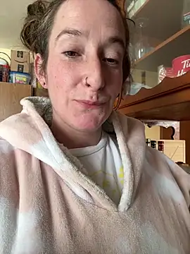 Snapshot of Mini_And_The_Bear chatting on 26, 2, 2026 Mini And The Bear online show from 26, 2, 2026