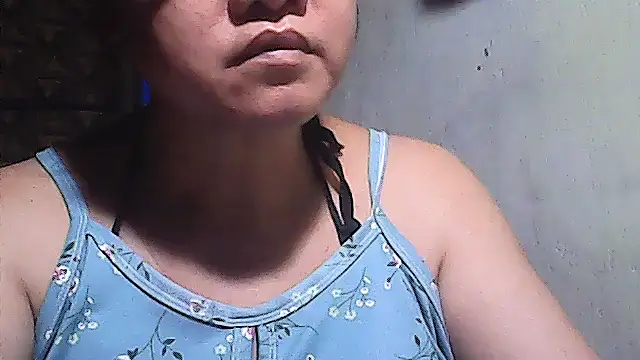 Snapshot of sweetsosie18 chatting on 18, 4, 2026 sweetsosie18 online show from 18, 4, 2026