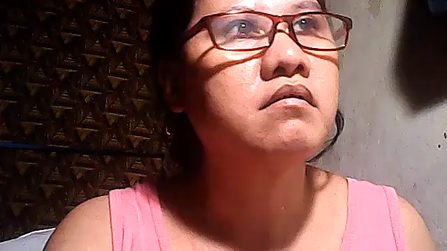 Snapshot of sweetsosie18 chatting on 29, 4, 2026 sweetsosie18 online show from 29, 4, 2026