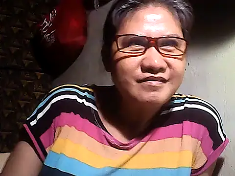 Snapshot of sweetsosie18 chatting on 16, 5, 2026 sweetsosie18 online show from 16, 5, 2026