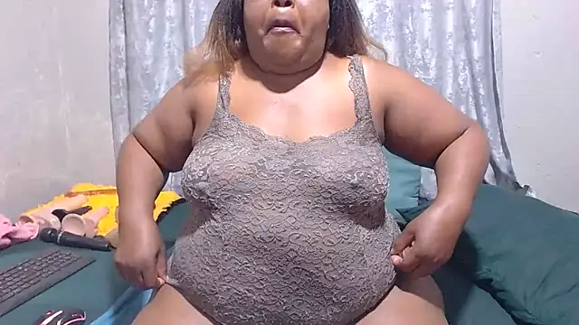 MatureBootyBabe4Uxx online show from 25, 5, 2026