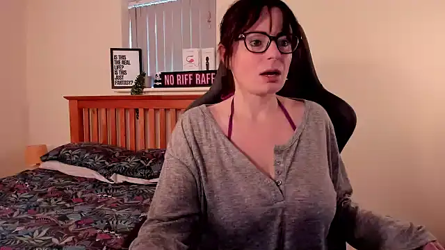 Snapshot of LucieWinters_UK chatting on 30, 1, 2025 LucieWinters UK online show from 30, 1, 2025