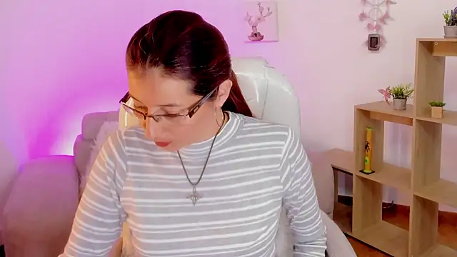 Snapshot of Antonnella_3 chatting on 24, 2, 2025 Antonnella 3 online show from 24, 2, 2025