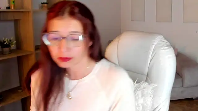 Snapshot of Antonnella_3 chatting on 18, 10, 2025 Antonnella 3 online show from 18, 10, 2025