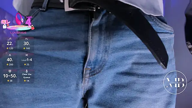 Snapshot of MichaelBear_ chatting on 26, 10, 2025 MichaelBear online show from 26, 10, 2025